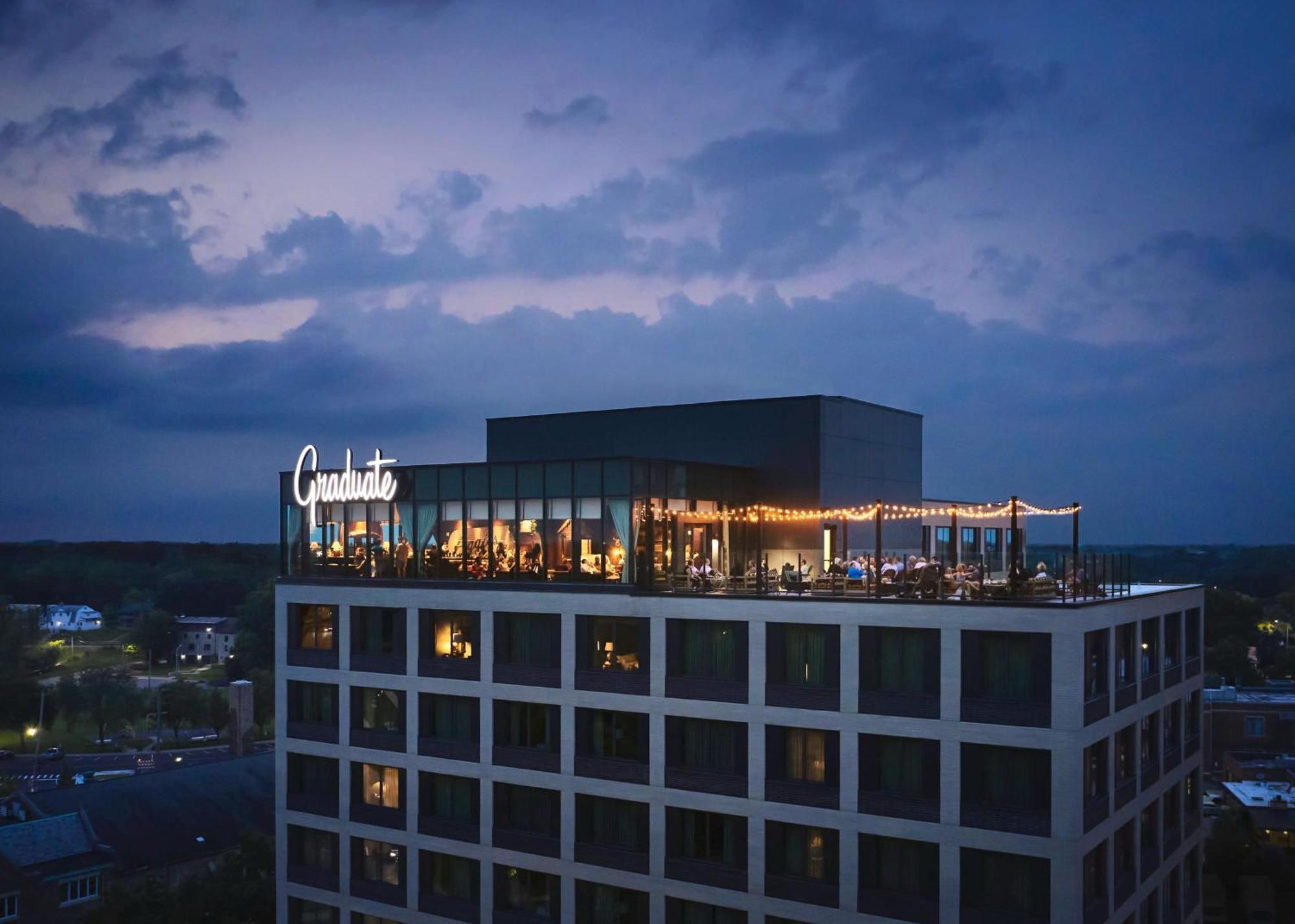 Graduate By Hilton East Lansing Hotel Exterior photo